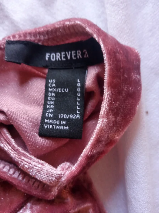 Vintage Forever 21 Velvet Spaghetti Strap Mini Dress in Dusty Rose - Picture 4 of 4